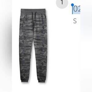 ASRV camo joggers small